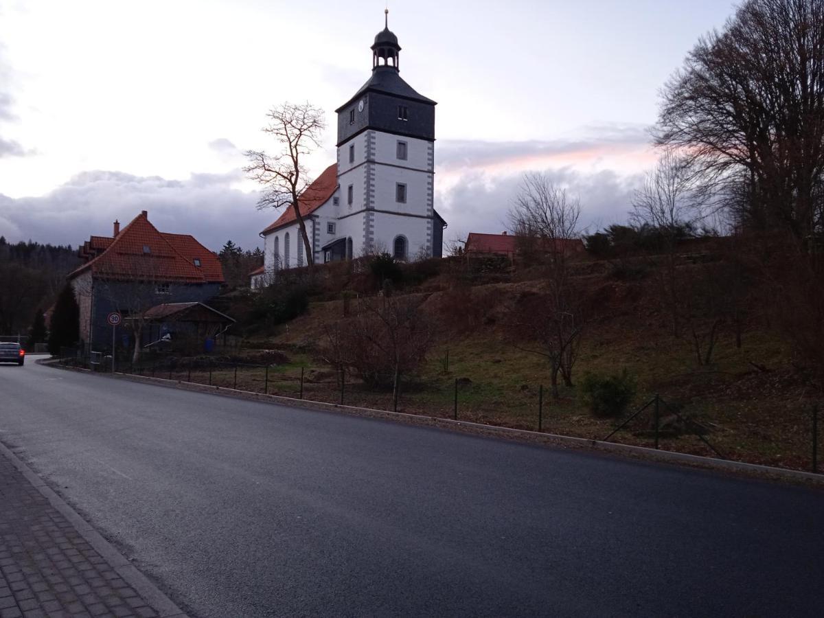 Hotel & Restaurant Zum Adlersberg Schleusingen ภายนอก รูปภาพ