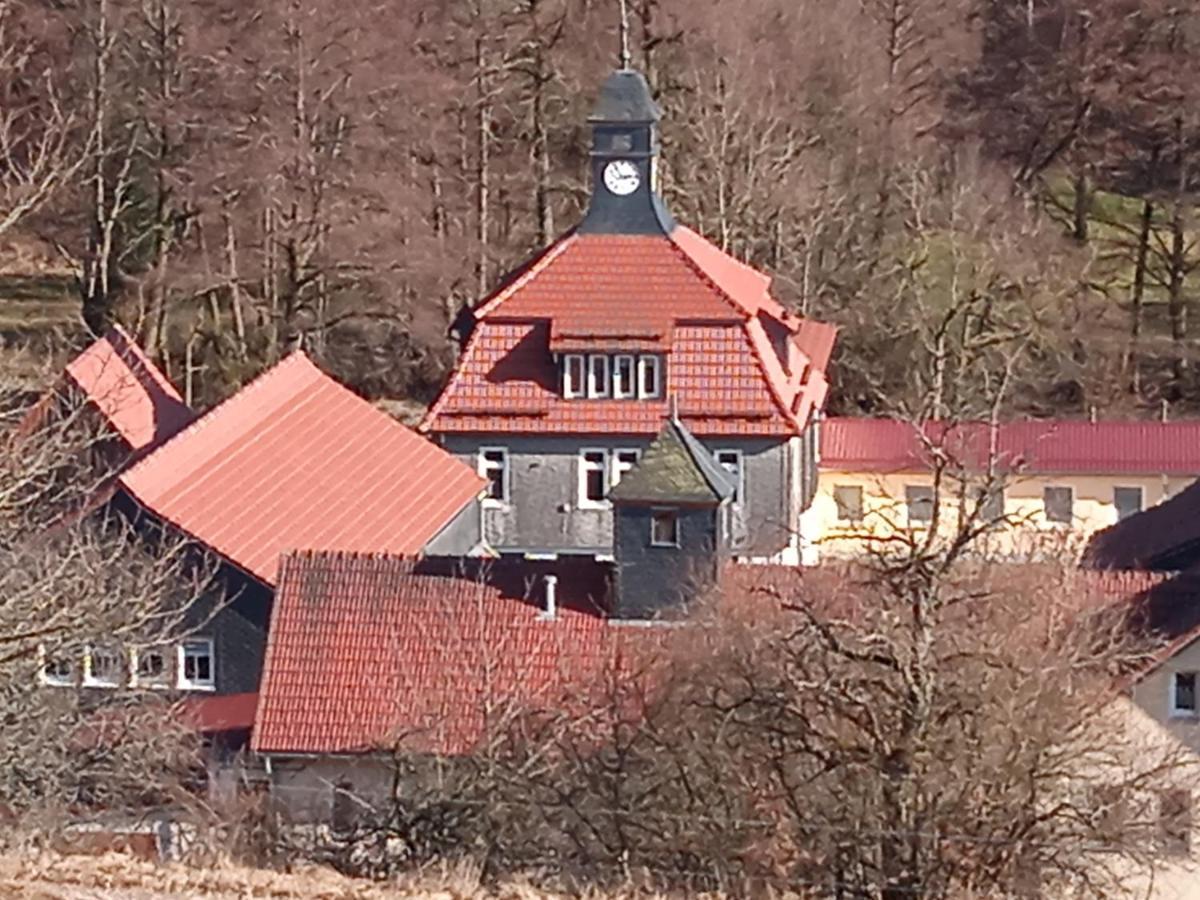 Hotel & Restaurant Zum Adlersberg Schleusingen ภายนอก รูปภาพ