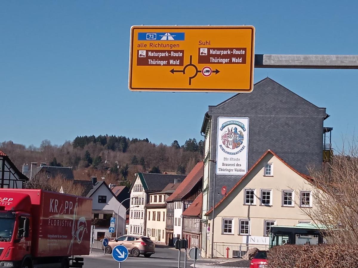 Hotel & Restaurant Zum Adlersberg Schleusingen ภายนอก รูปภาพ